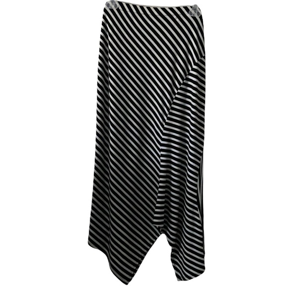 Chico’s Black & White Striped Handkerchief Hem MIDI Skirt Size 12/L - Picture 3 of 9